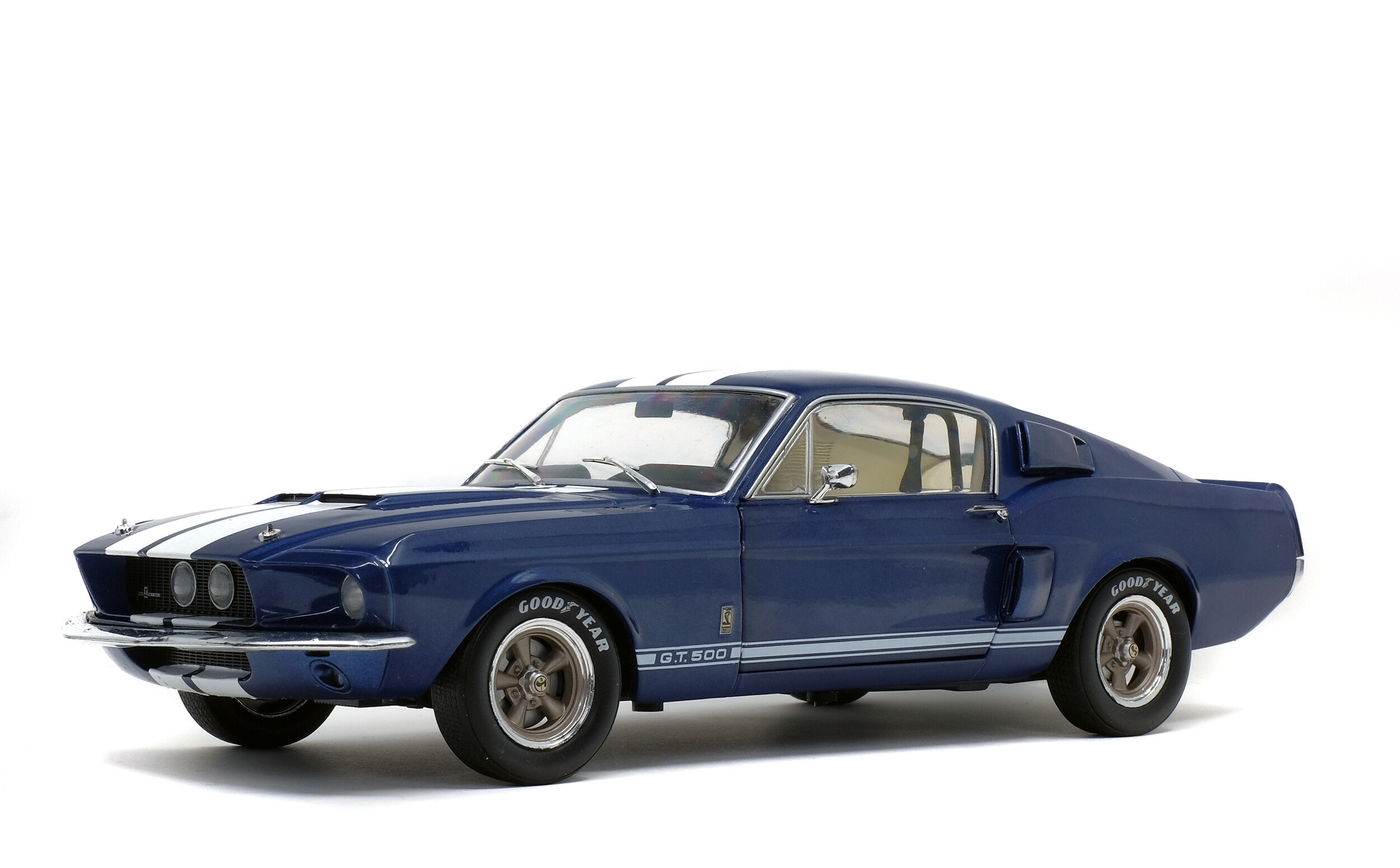Solido Shelby Mustang  GT500 1  18  Birkemo