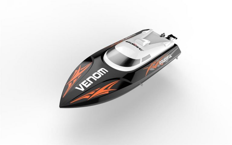 UDI: Venom RC Båt - Black 2.4G - Selvrettene Skrog Rekkevidde 150 M Low ...