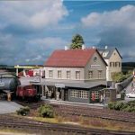 PIKO-61820 Jernbanestasjon - Burgstein