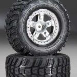 Traxxas: Tires & Wheels Kumho/SCT Satin-Black 4WD/2WD Rear (2)