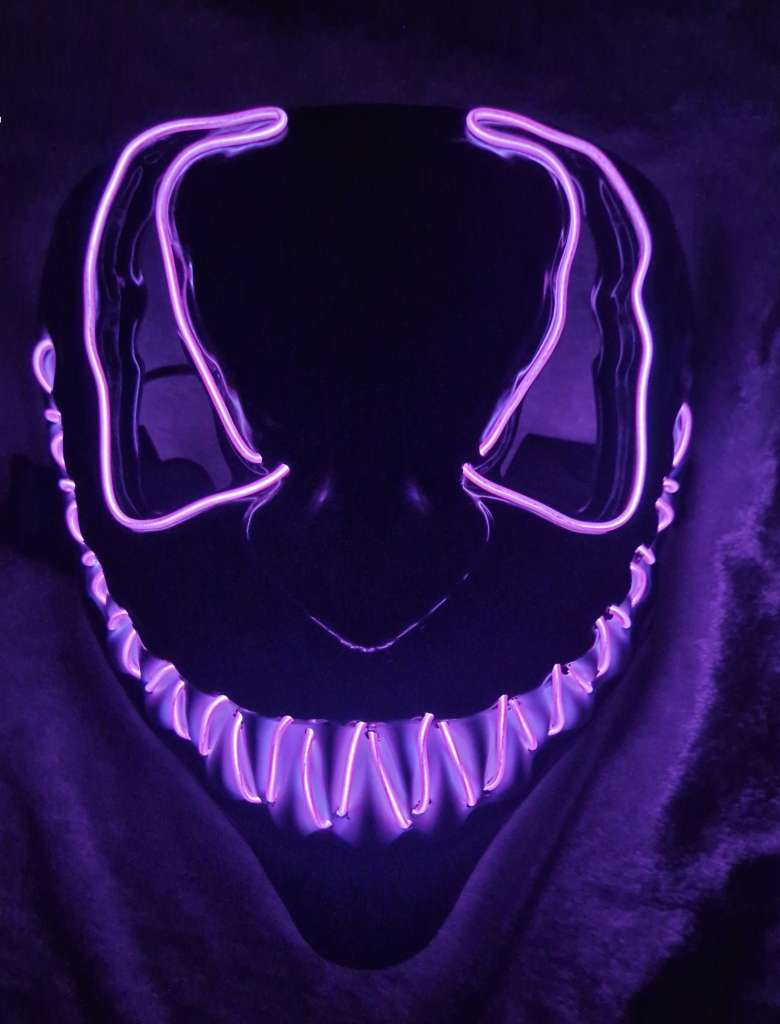 507591_b442fb8bc78e4a134bb4aef13ae11fe8.jpg Smilende Led maske, Lilla - Bilde 2